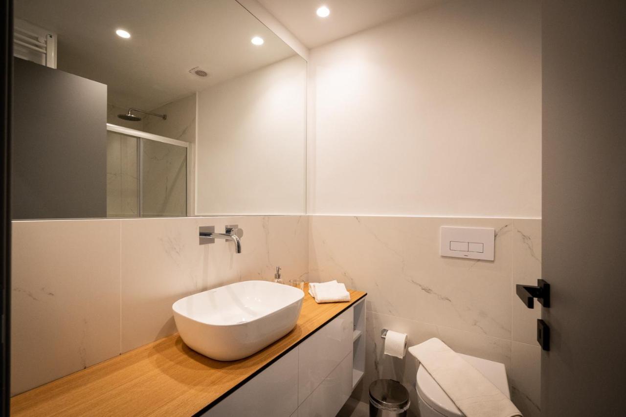 Liv - Luminous & Spacious In Pagrati * Athens